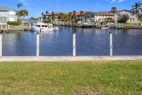 Terrain à vendre à Punta Gorda, Floride № 2128421 - photo 6