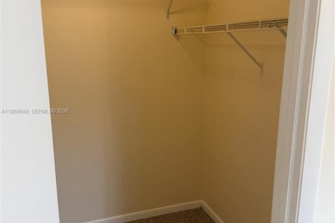 Appartement à louer à Hollywood, Floride: 1 chambre, 60.39 m2 № 2050738 - photo 8