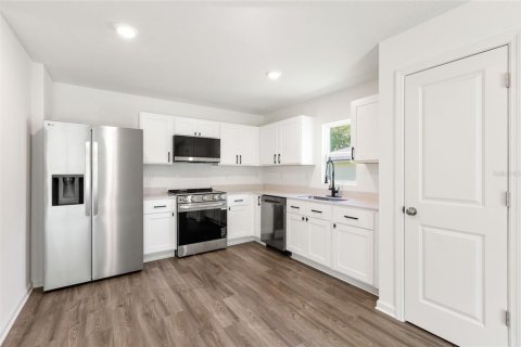 Villa ou maison à louer à Ocala, Floride: 3 chambres, 116.96 m2 № 2321273 - photo 10