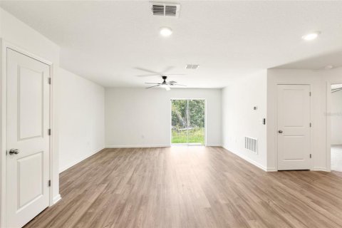 Villa ou maison à louer à Ocala, Floride: 3 chambres, 116.96 m2 № 2321273 - photo 7