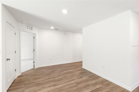 Villa ou maison à louer à Ocala, Floride: 3 chambres, 116.96 m2 № 2321273 - photo 5