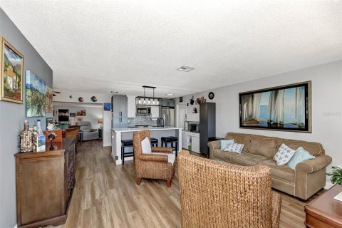 Villa ou maison à vendre à Port Charlotte, Floride: 3 chambres, 150.78 m2 № 999036 - photo 5