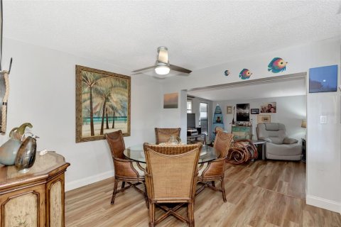Villa ou maison à vendre à Port Charlotte, Floride: 3 chambres, 150.78 m2 № 999036 - photo 15