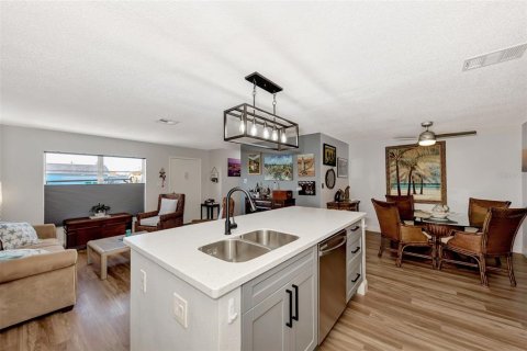 Villa ou maison à vendre à Port Charlotte, Floride: 3 chambres, 150.78 m2 № 999036 - photo 9
