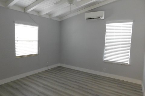 House in Fort Lauderdale, Florida 3 bedrooms, 136.1 sq.m. № 2088165 - photo 30