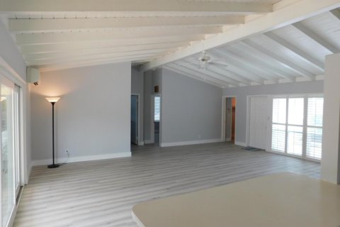 House in Fort Lauderdale, Florida 3 bedrooms, 136.1 sq.m. № 2088165 - photo 14