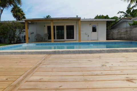 House in Fort Lauderdale, Florida 3 bedrooms, 136.1 sq.m. № 2088165 - photo 5