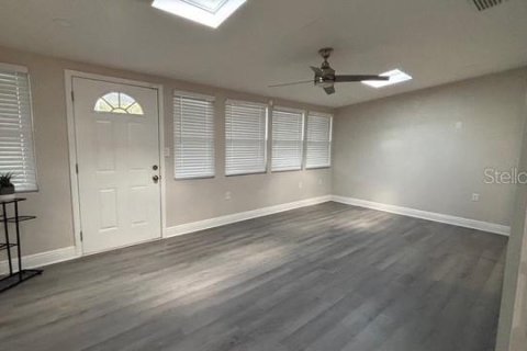 Casa en venta en Casselberry, Florida, 4 dormitorios, 200.48 m2 № 1884534 - foto 2