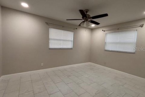 Casa en venta en Casselberry, Florida, 4 dormitorios, 200.48 m2 № 1884534 - foto 9