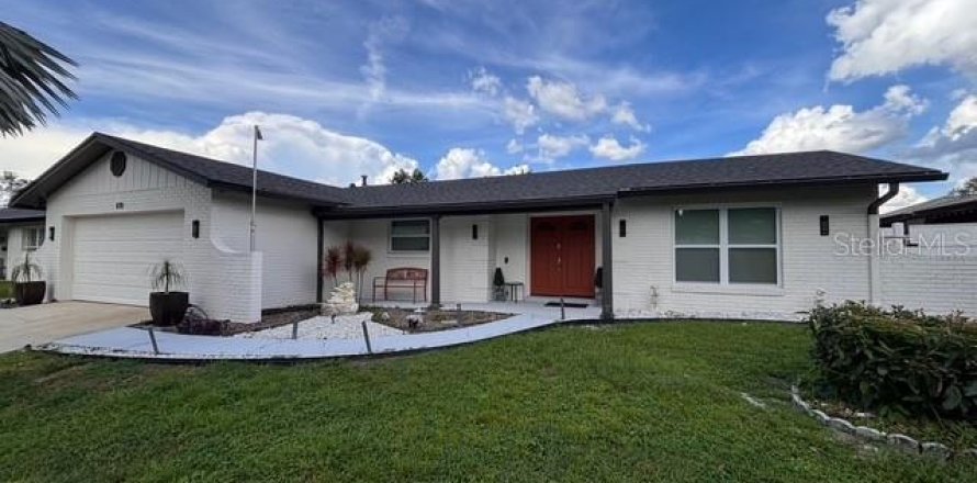 Casa en Casselberry, Florida 4 dormitorios, 200.48 m2 № 1884534
