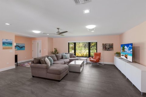 Villa ou maison à vendre à Sarasota, Floride: 5 chambres, 242.38 m2 № 1912282 - photo 10