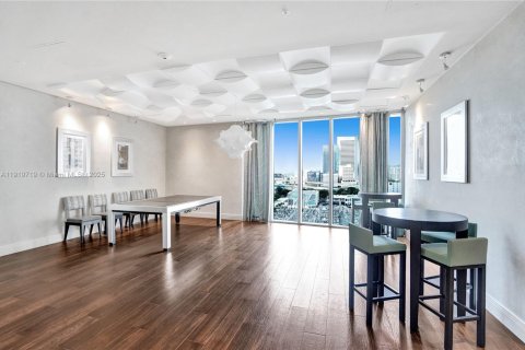 Condo in Miami, Florida, 2 bedrooms  № 1974786 - photo 23