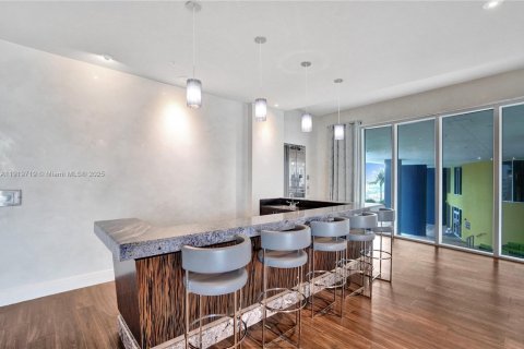 Condo in Miami, Florida, 2 bedrooms  № 1974786 - photo 20