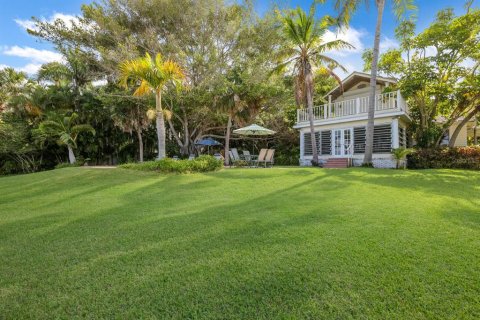 House in Sarasota, Florida 3 bedrooms, 251.11 sq.m. № 1256937 - photo 29