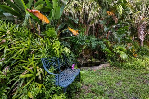 House in Sarasota, Florida 3 bedrooms, 251.11 sq.m. № 1256937 - photo 14