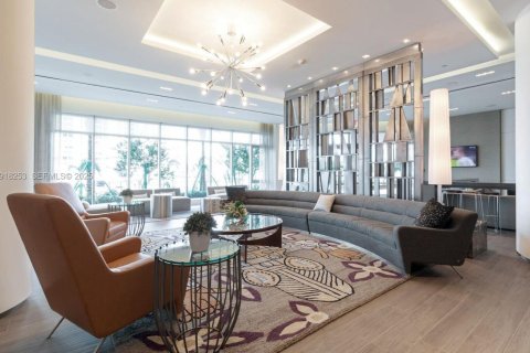 Condominio en venta en North Miami Beach, Florida, 2 dormitorios, 135.54 m2 № 1977097 - foto 29