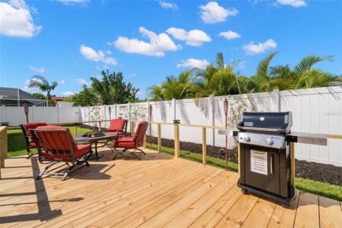 House in Tampa, Florida 3 bedrooms, 159.42 sq.m. № 1532795 - photo 24