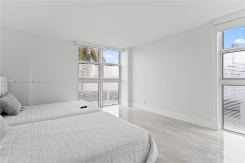 Condominio en venta en Sunny Isles Beach, Florida, 2 dormitorios, 148.92 m2 № 2012951 - foto 20