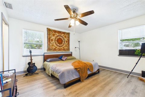 Villa ou maison à vendre à Pinellas Park, Floride: 2 chambres, 96.62 m2 № 2231398 - photo 13