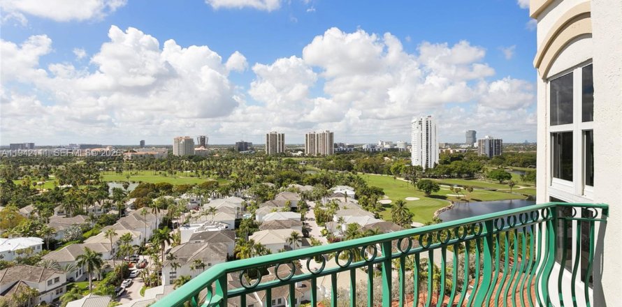 Condominio en Aventura, Florida, 2 dormitorios  № 2059719