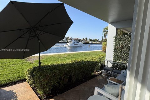 Copropriété à vendre à Pompano Beach, Floride: 1 chambre, 71.72 m2 № 2032471 - photo 21