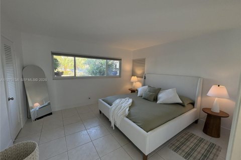 Copropriété à vendre à Pompano Beach, Floride: 1 chambre, 71.72 m2 № 2032471 - photo 13