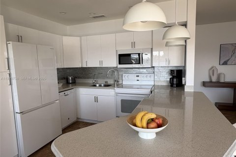 Copropriété à vendre à Pompano Beach, Floride: 1 chambre, 71.72 m2 № 2032471 - photo 8