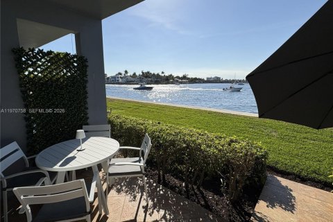 Copropriété à vendre à Pompano Beach, Floride: 1 chambre, 71.72 m2 № 2032471 - photo 20