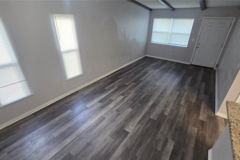 Apartamento en alquiler en Winter Haven, Florida, 2 dormitorios, 80.27 m2 № 2091483 - foto 6