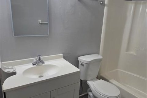 Apartamento en alquiler en Winter Haven, Florida, 2 dormitorios, 80.27 m2 № 2091483 - foto 22