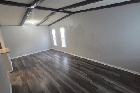 Apartamento en alquiler en Winter Haven, Florida, 2 dormitorios, 80.27 m2 № 2091483 - foto 3