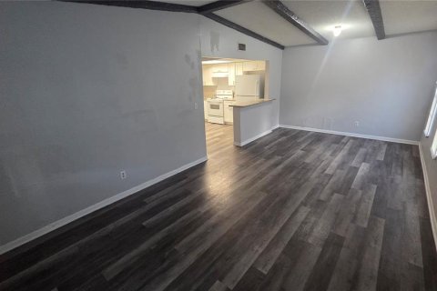 Apartamento en alquiler en Winter Haven, Florida, 2 dormitorios, 80.27 m2 № 2091483 - foto 5