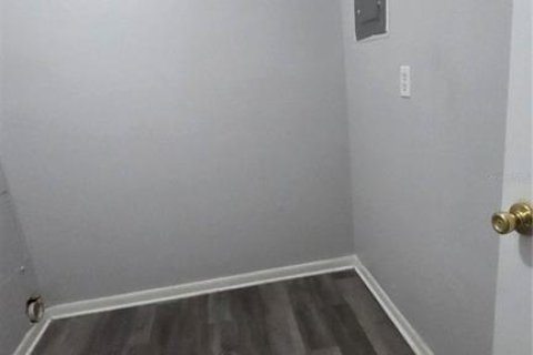 Apartamento en alquiler en Winter Haven, Florida, 2 dormitorios, 80.27 m2 № 2091483 - foto 18