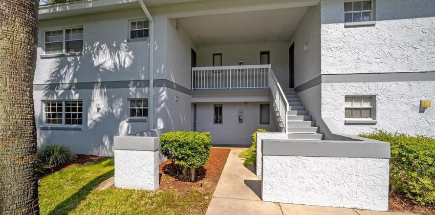 Condo à Ocala, Floride, 2 chambres  № 2386292
