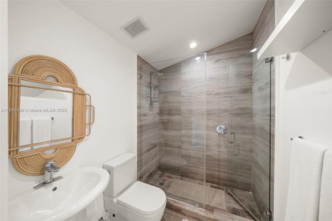 Casa en venta en Coral Gables, Florida, 4 dormitorios, 249.07 m2 № 1943756 - foto 28