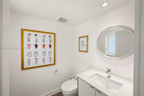 Casa en venta en Coral Gables, Florida, 4 dormitorios, 249.07 m2 № 1943756 - foto 17