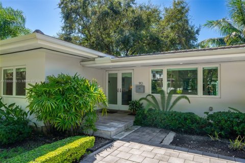 Casa en venta en Coral Gables, Florida, 4 dormitorios, 249.07 m2 № 1943756 - foto 5