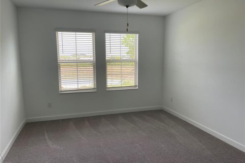 House in San Antonio, Florida 2 bedrooms, 150.13 sq.m. № 1916367 - photo 12