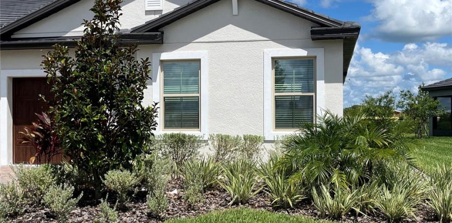 Casa en San Antonio, Florida 2 dormitorios, 150.13 m2 № 1916367