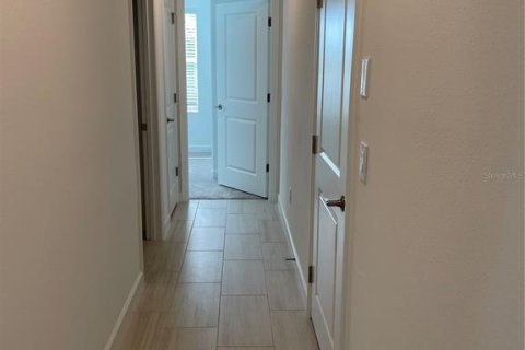 House in San Antonio, Florida 2 bedrooms, 150.13 sq.m. № 1916367 - photo 4