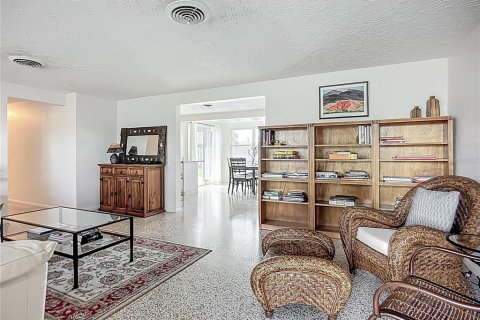 Casa en venta en Sarasota, Florida, 2 dormitorios, 129.41 m2 № 1718839 - foto 13