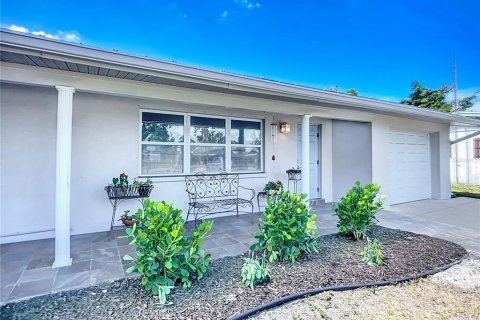 Casa en venta en Sarasota, Florida, 2 dormitorios, 129.41 m2 № 1718839 - foto 6