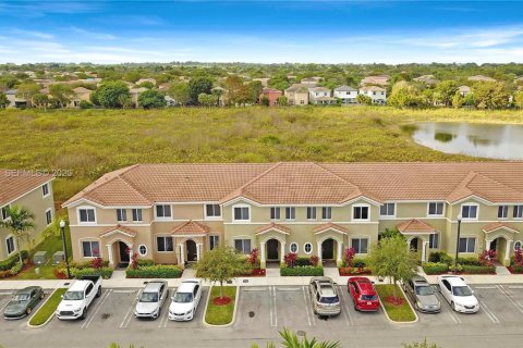 Adosado en venta en Homestead, Florida, 4 dormitorios, 127.65 m2 № 2054892 - foto 3