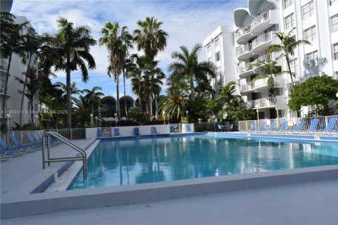 Copropriété à louer à Miami, Floride: 2 chambres, 109.16 m2 № 1950770 - photo 5