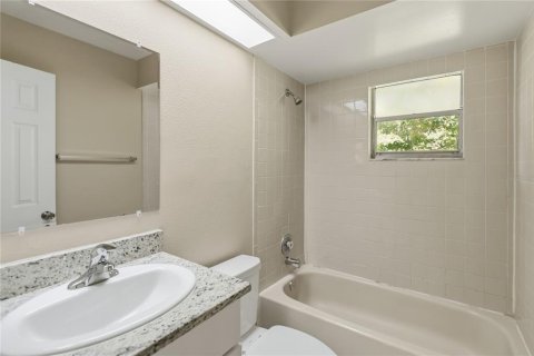 Villa ou maison à vendre à Winter Springs, Floride: 4 chambres, 121.89 m2 № 2408079 - photo 21