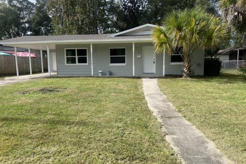 House in Jacksonville, Florida 3 bedrooms, 145.3 sq.m. № 879989 - photo 1