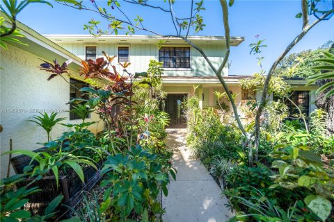 Villa ou maison à Miramar, Floride 4 chambres, 241.36 m2 № 2023734