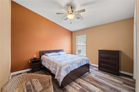 House in Tampa, Florida 5 bedrooms, 235.79 sq.m. № 2098263 - photo 30