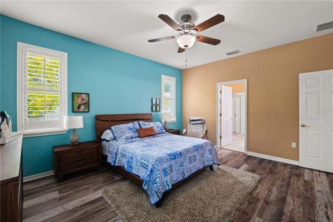 House in Tampa, Florida 5 bedrooms, 235.79 sq.m. № 2098263 - photo 24