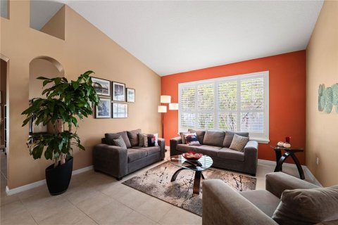 House in Tampa, Florida 5 bedrooms, 235.79 sq.m. № 2098263 - photo 7